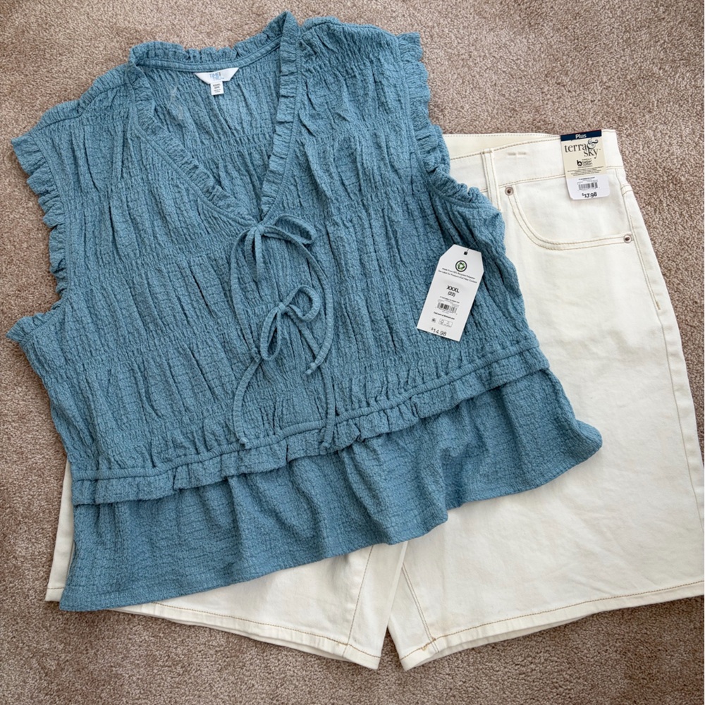 Blue Textured Sleeveless Blouse with Ruffled Trim Size XXXL 22 3X